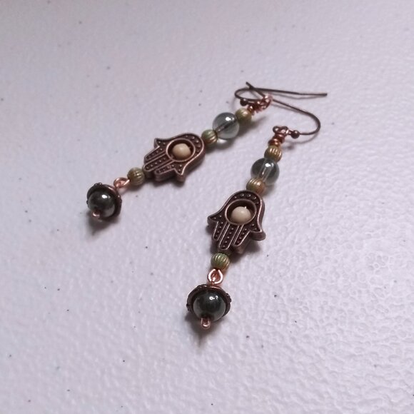 Hamsa Hand | Unique & Handmade | Dangle Earrings | Blessings Love & Protection | - Picture 9 of 11